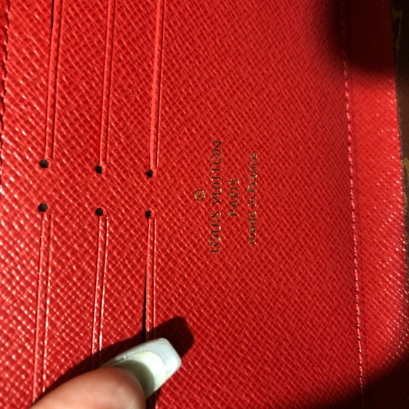 Sold 🎈🎈 - Picture 2 of 8